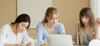 Курс КЭДО: как внедрять и применять от Контур.Школа