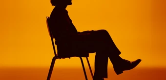 Курс Как зарабатывать на генерации AI-изображений от BangBang Education (BBE)