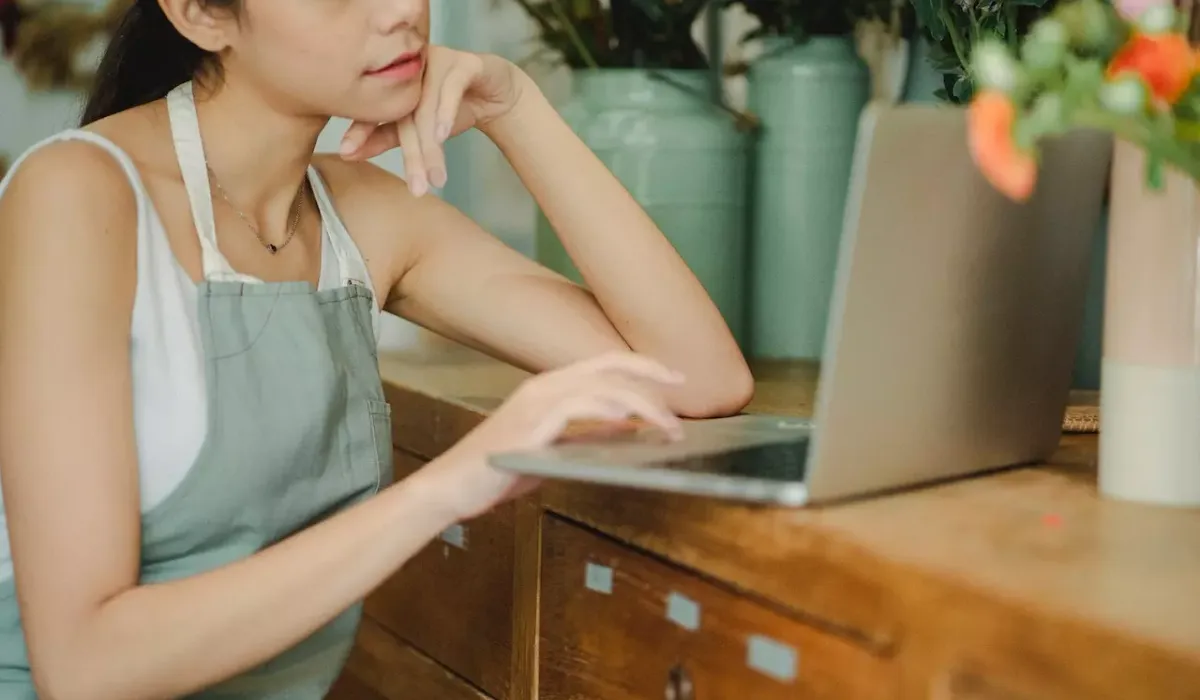 Список лучших профессий для девушек: на сегодня и на следующих 10 лет, что и как из них выбирать, где учиться